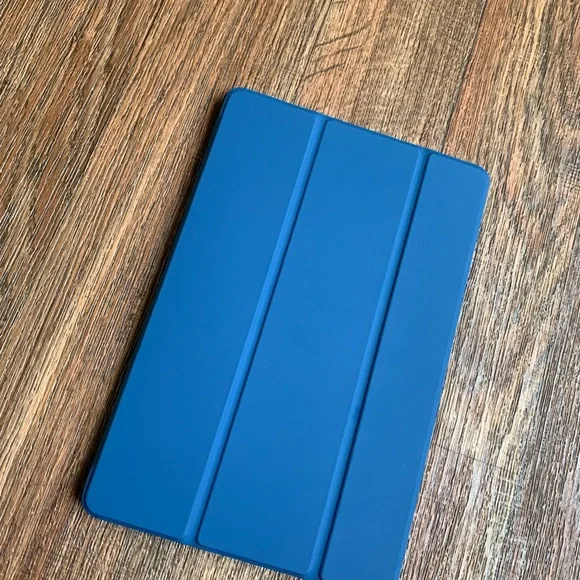 Blue Tablet Case - Picture 2 of 3